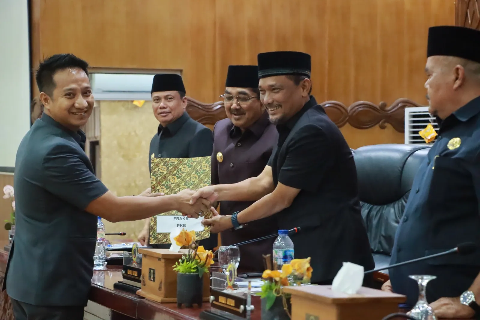 Evaluasi Kinerja 2025, Fraksi DPRD Tanjabbar Tekankan Infrastruktur Merata dan Kesejahteraan Rakyat