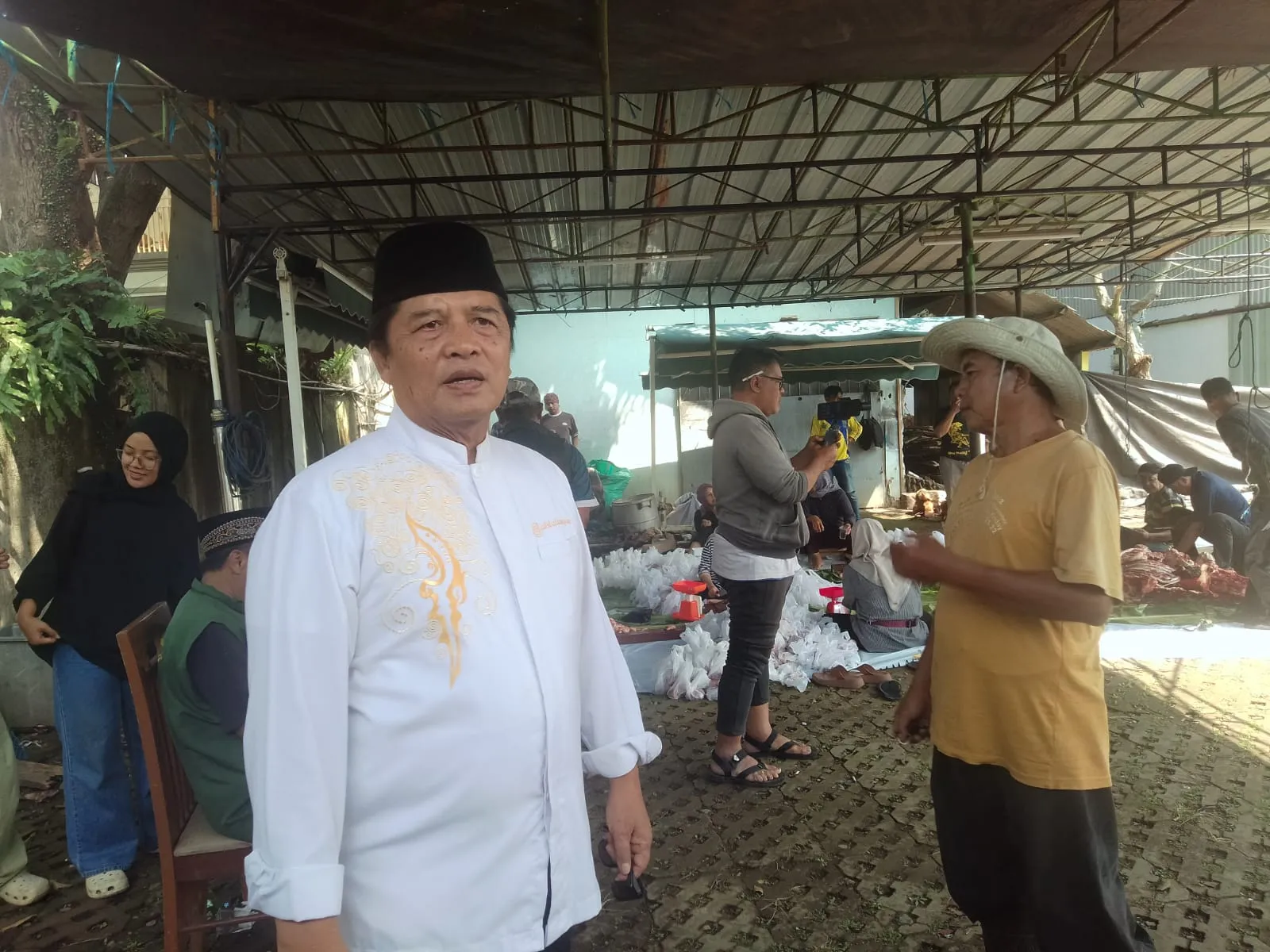 DKM Al-Karomah Ciparay Sembelih 8 Ekor Sapi pada Idul Adha 1447 H